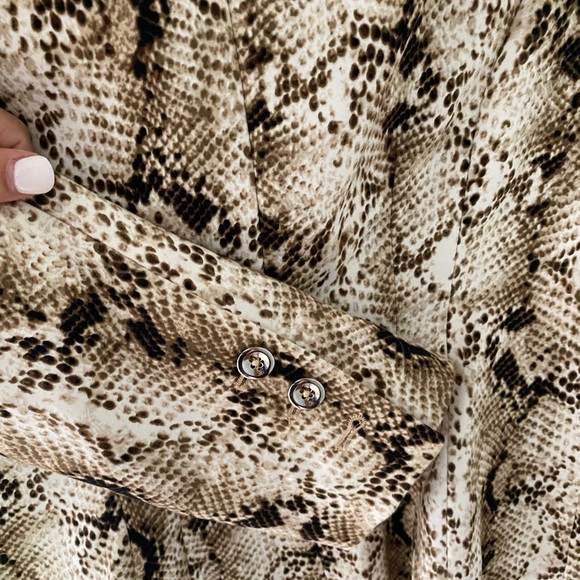 WHBM Snake Print Jacket - Picture 6 of 8